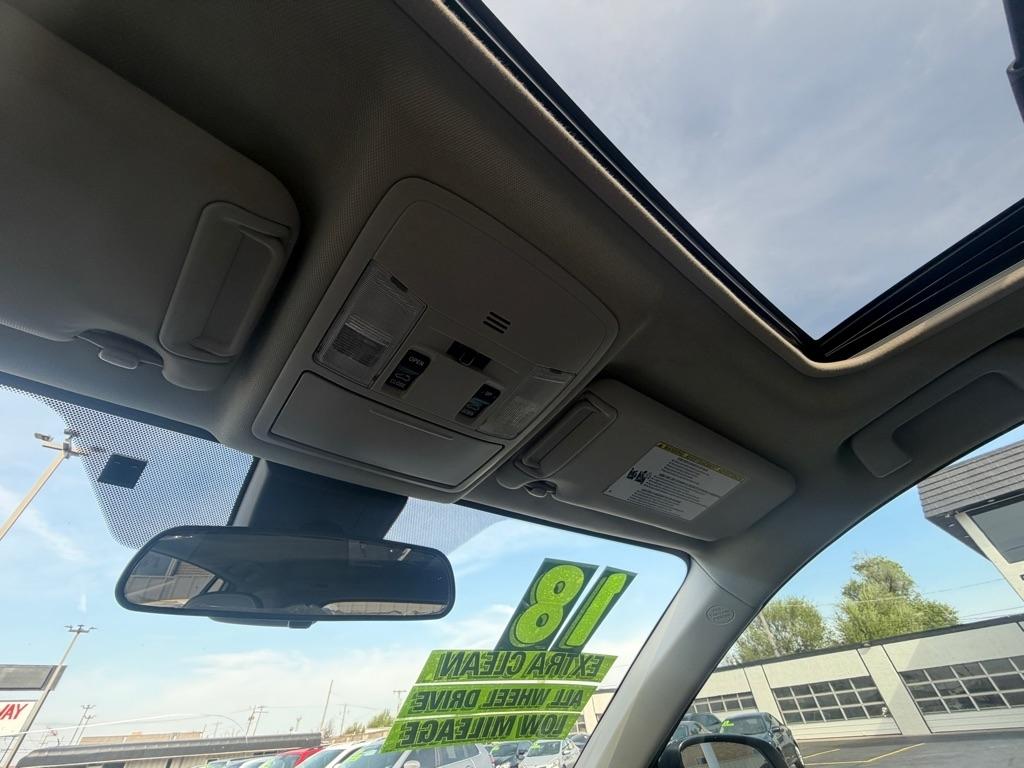 Toyota RAV4 XLE AWD 2018