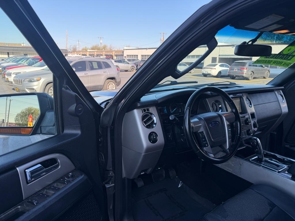 Ford Expedition EL Limited 2WD 2016