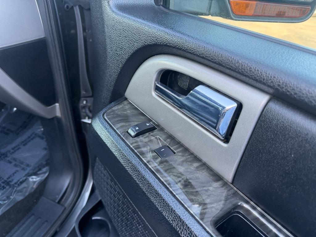 Ford Expedition EL Limited 2WD 2016