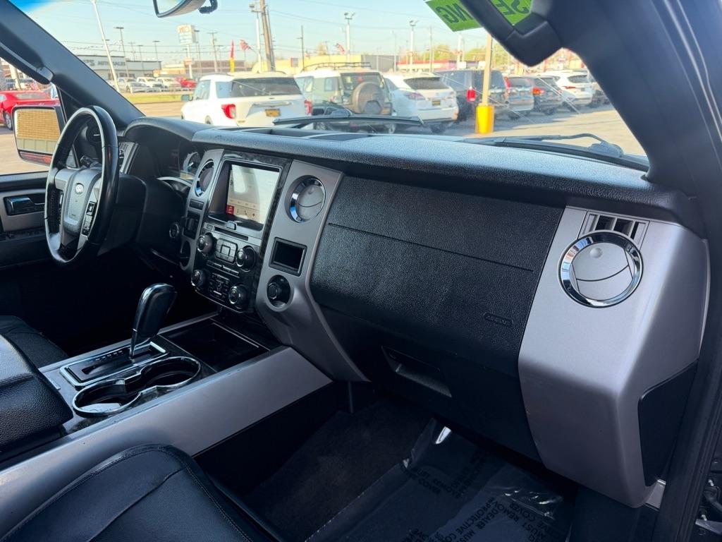 Ford Expedition EL Limited 2WD 2016