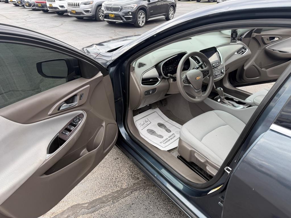 Chevrolet Malibu LS 2019