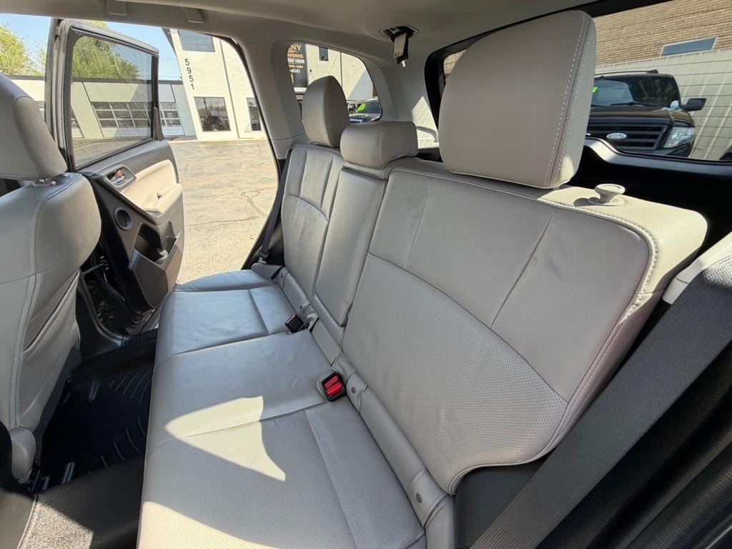 Subaru Forester 2.5i Touring 2014