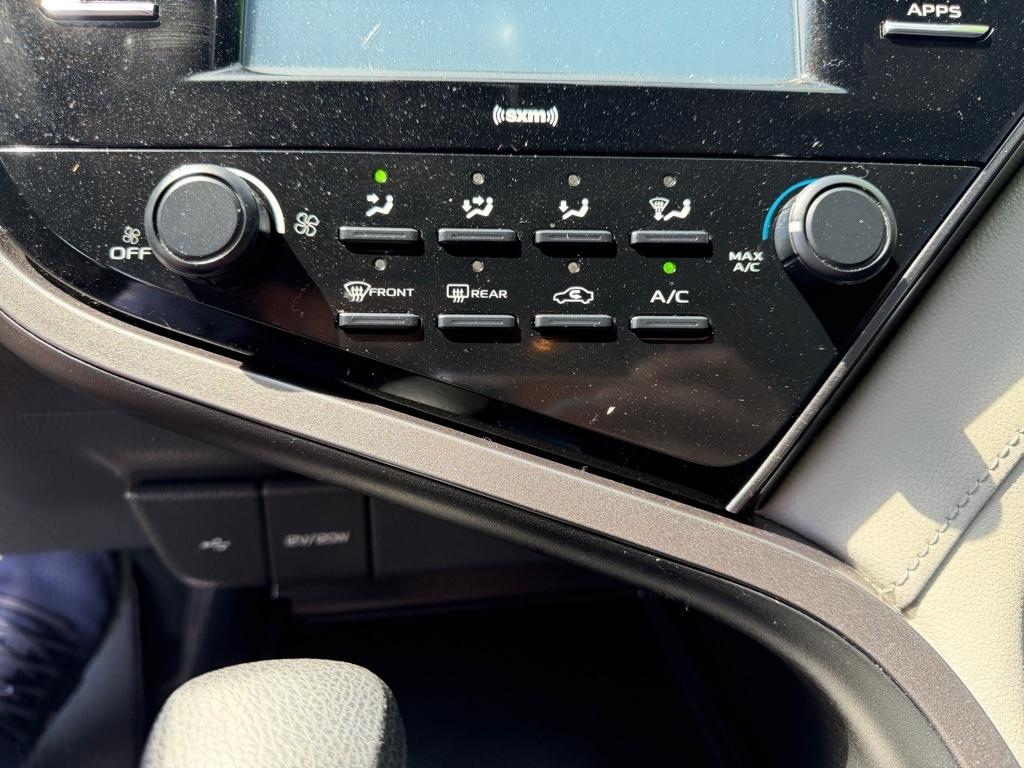 Toyota Camry LE 2020