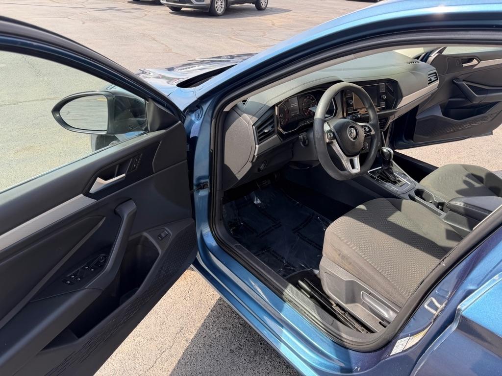 Volkswagen Jetta 1.4T S 8A 2019