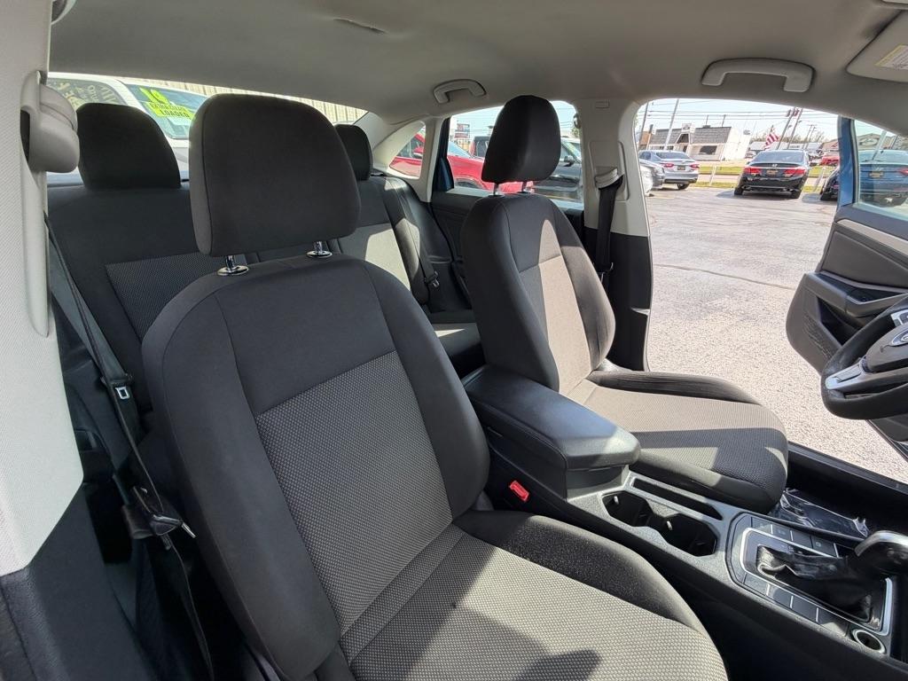 Volkswagen Jetta 1.4T S 8A 2019