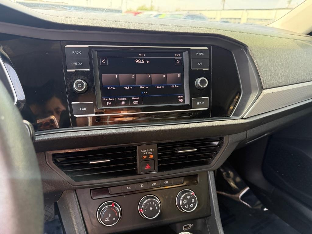 Volkswagen Jetta 1.4T S 8A 2019