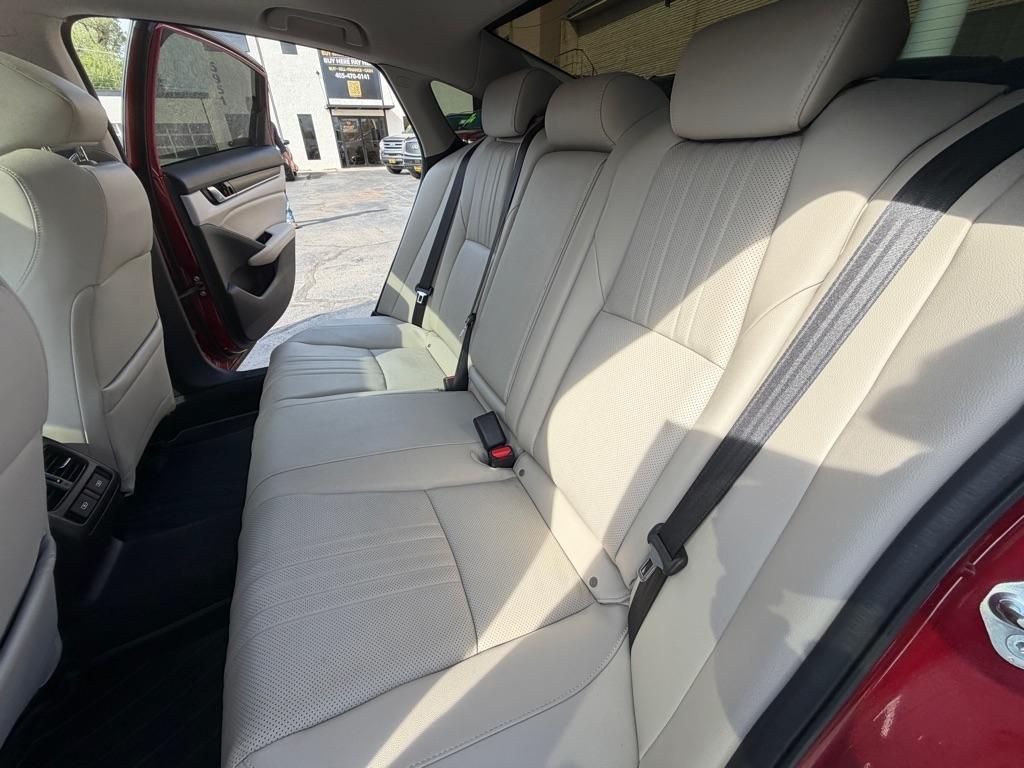 Honda Accord Touring 2.0T 2021