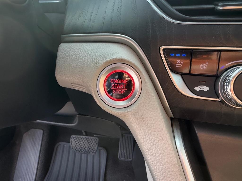 Honda Accord Touring 2.0T 2021