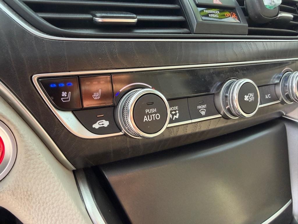 Honda Accord Touring 2.0T 2021