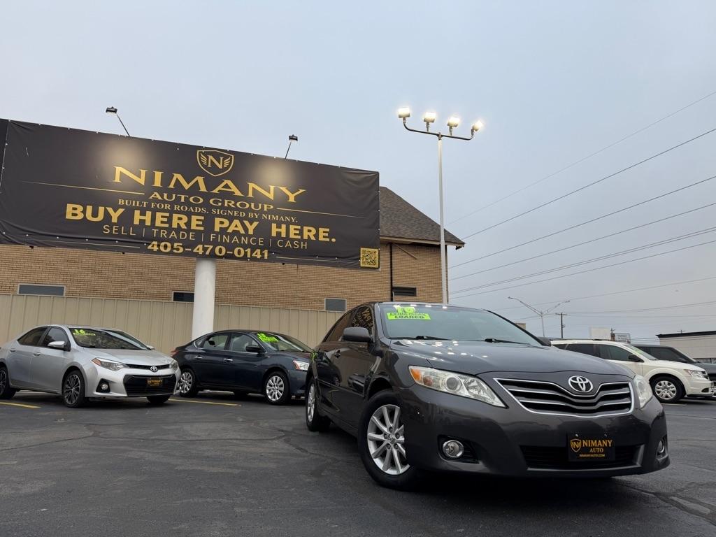 Toyota Camry SE 6-Spd MT 2010