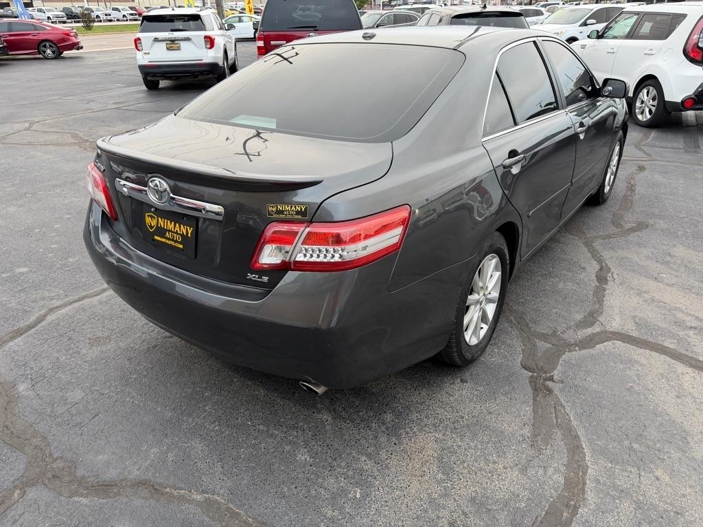 Toyota Camry SE 6-Spd MT 2010