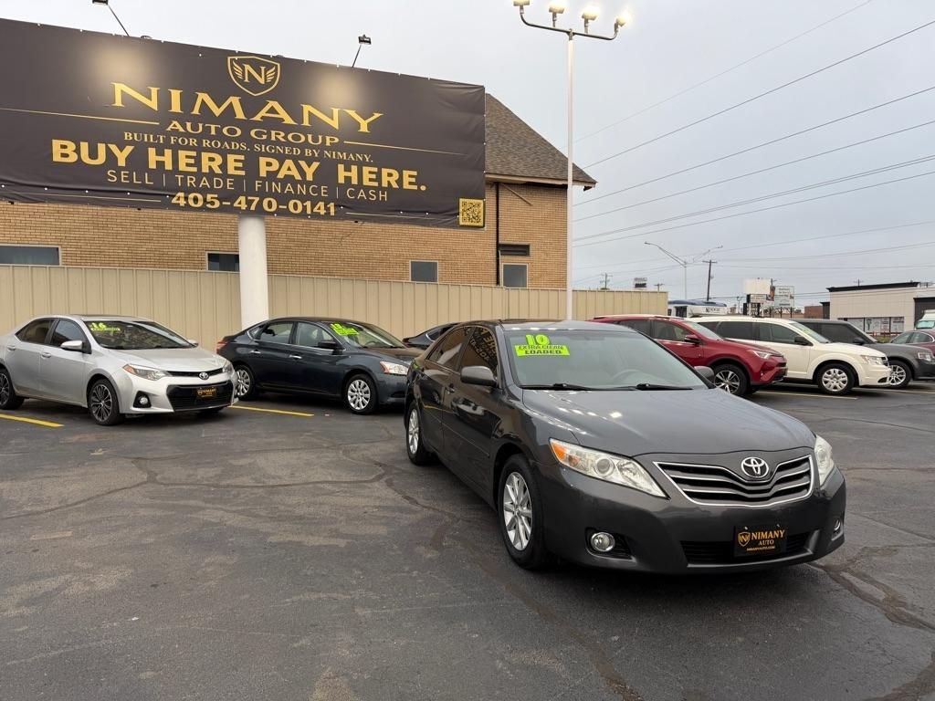 Toyota Camry SE 6-Spd MT 2010