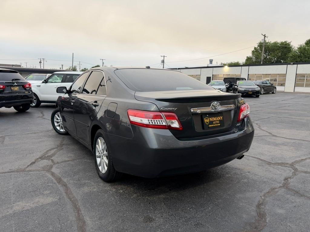 Toyota Camry SE 6-Spd MT 2010