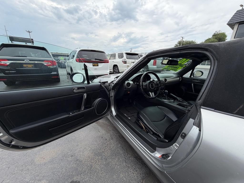 Mazda MX-5 Miata Sport 2010