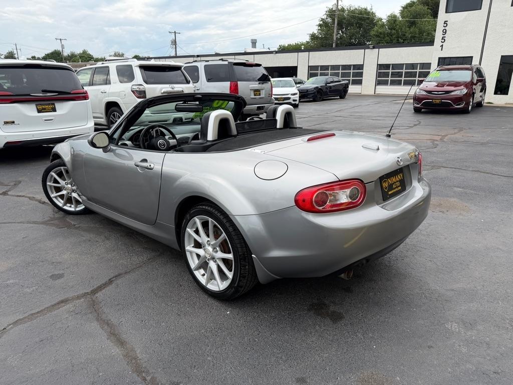 Mazda MX-5 Miata Sport 2010