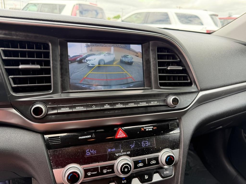 Hyundai Elantra Limited 2020