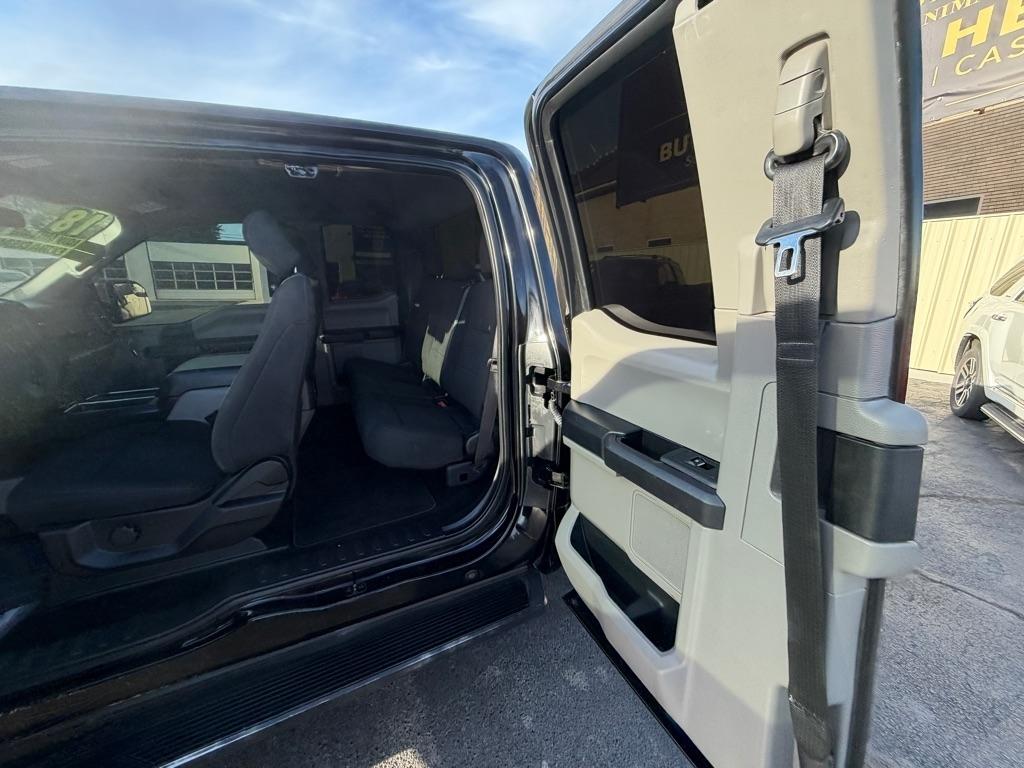 Ford F-150 XL SuperCab 8-ft. 2WD 2018