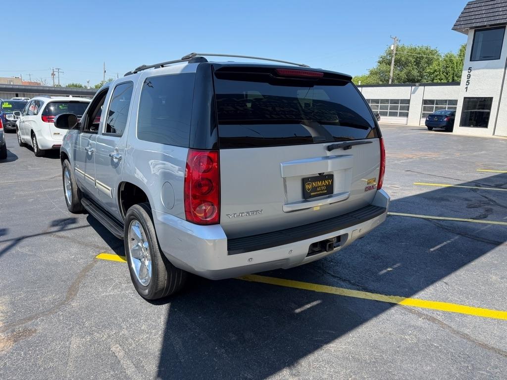 GMC Yukon SLE 2WD 2013