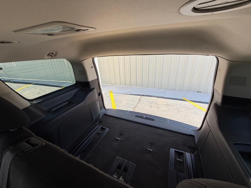 GMC Yukon SLE 2WD 2013
