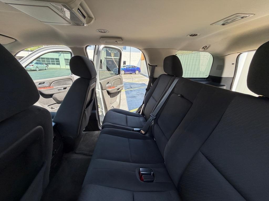 GMC Yukon SLE 2WD 2013
