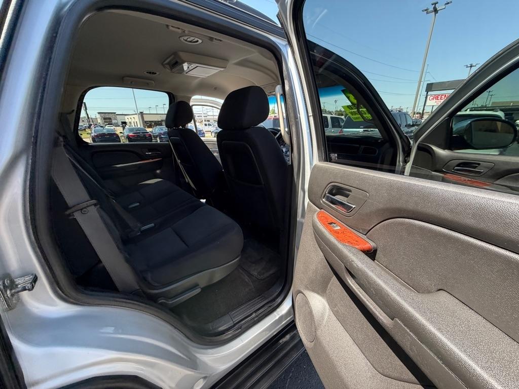 GMC Yukon SLE 2WD 2013