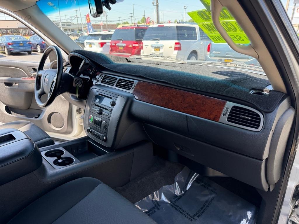 GMC Yukon SLE 2WD 2013