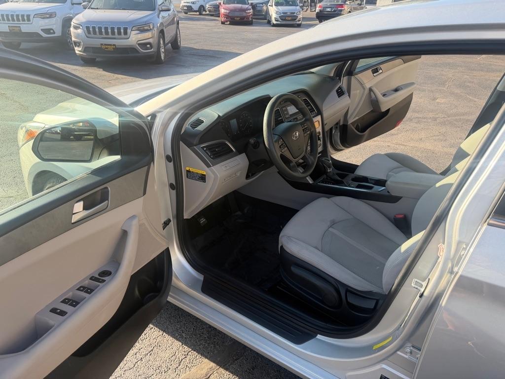 Hyundai Sonata SE 2017