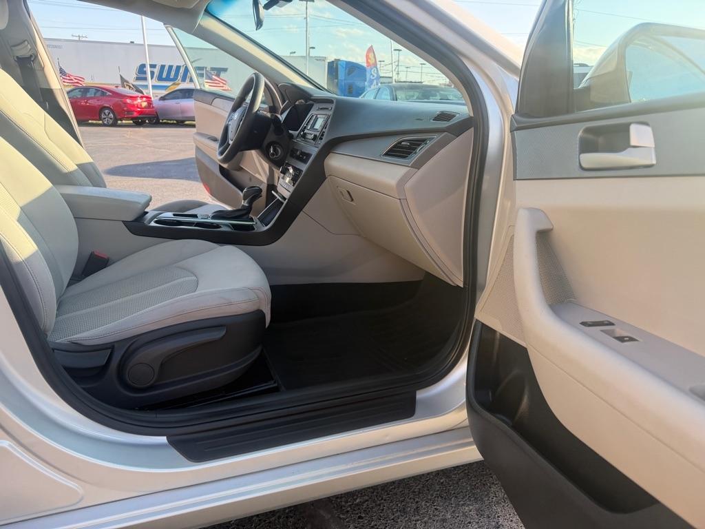 Hyundai Sonata SE 2017