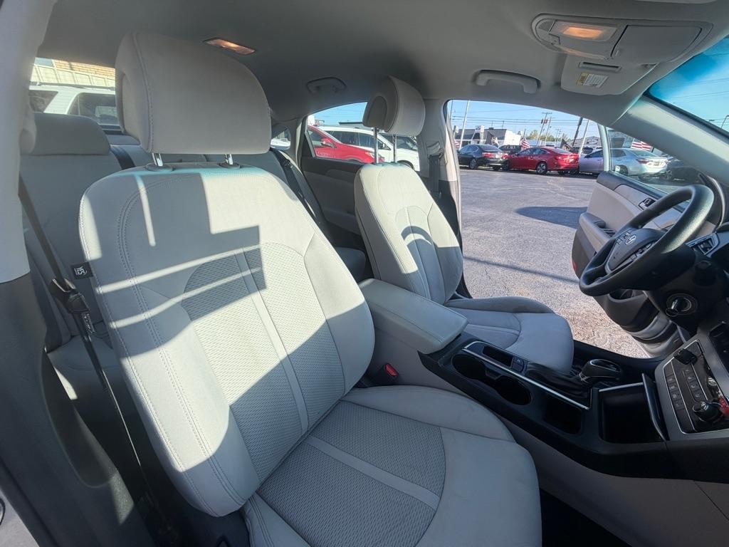 Hyundai Sonata SE 2017