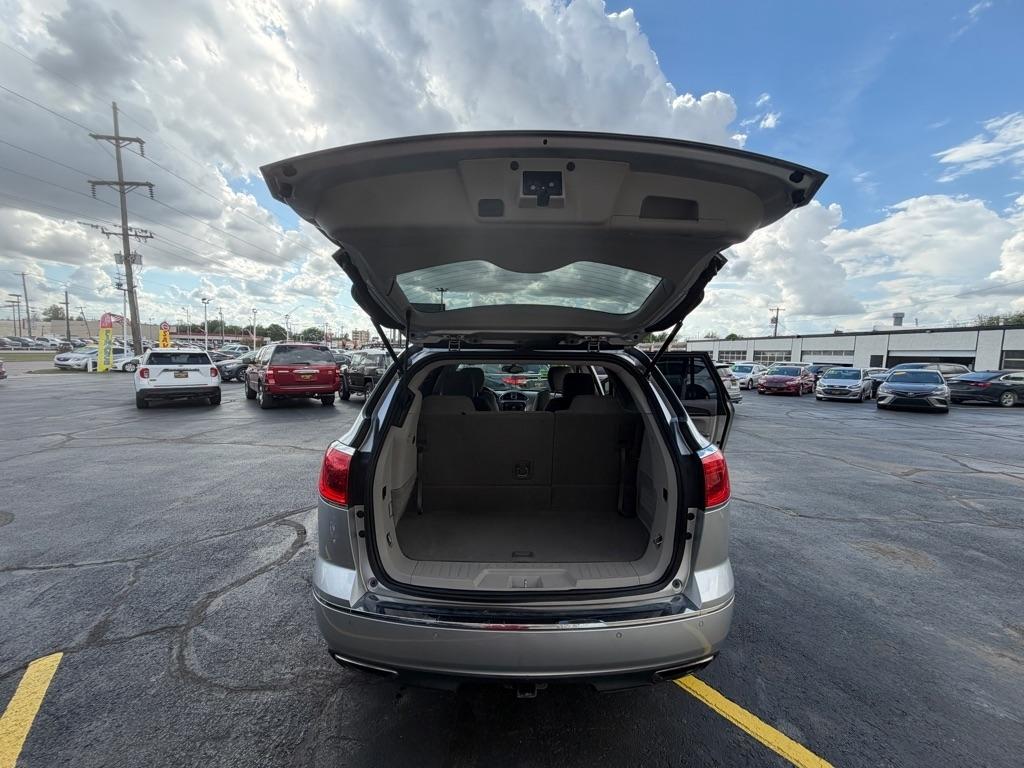 Buick Enclave Convenience FWD 2015