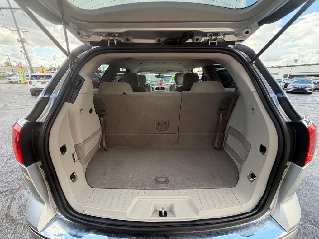 Buick Enclave Convenience FWD 2015