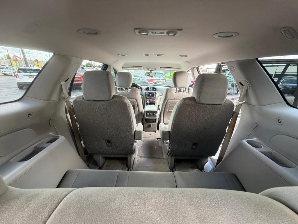 Buick Enclave Convenience FWD 2015