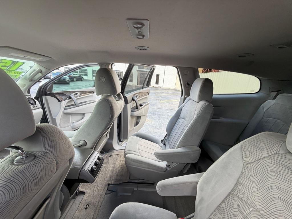 Buick Enclave Convenience FWD 2015