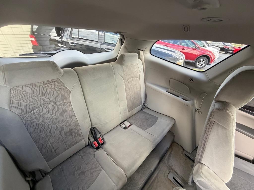 Buick Enclave Convenience FWD 2015