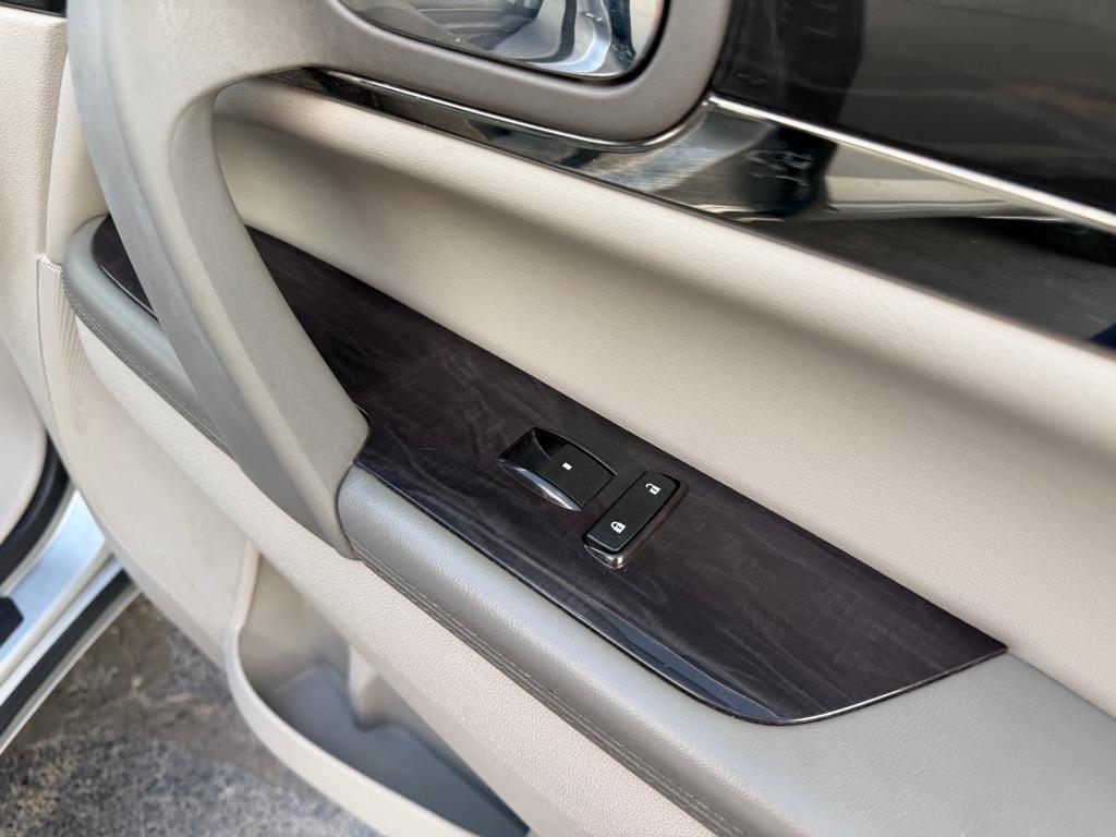 Buick Enclave Convenience FWD 2015