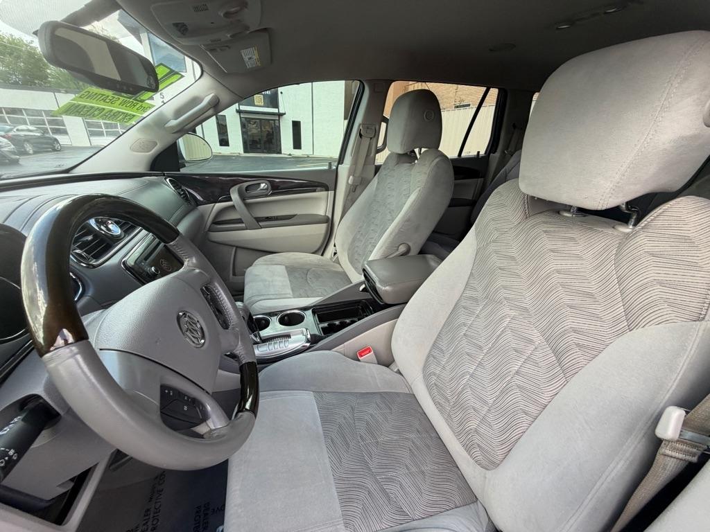 Buick Enclave Convenience FWD 2015