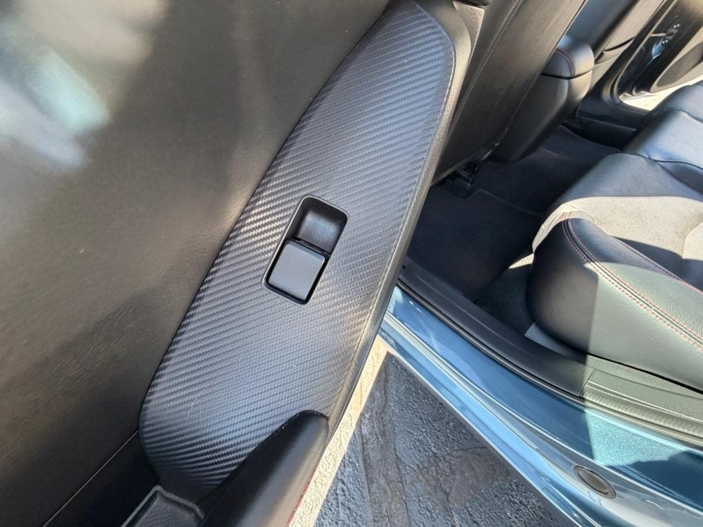 Mazda MAZDA3 s SE AT 4-Door 2016