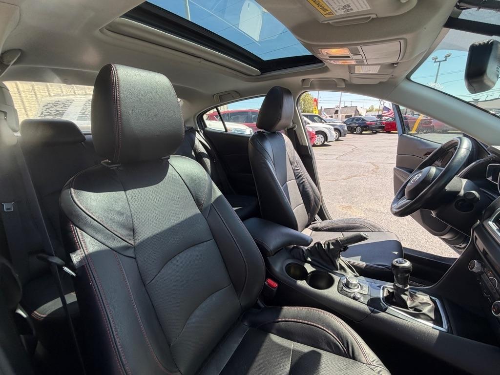 Mazda MAZDA3 s SE AT 4-Door 2016