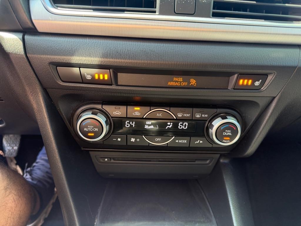 Mazda MAZDA3 s SE AT 4-Door 2016