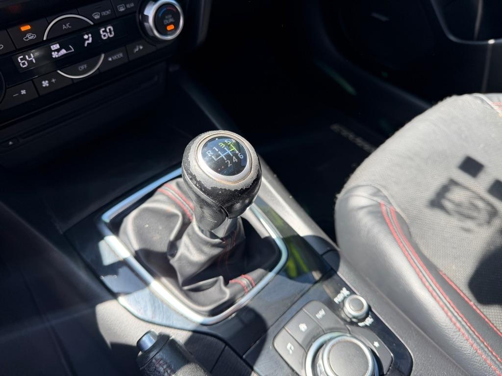 Mazda MAZDA3 s SE AT 4-Door 2016