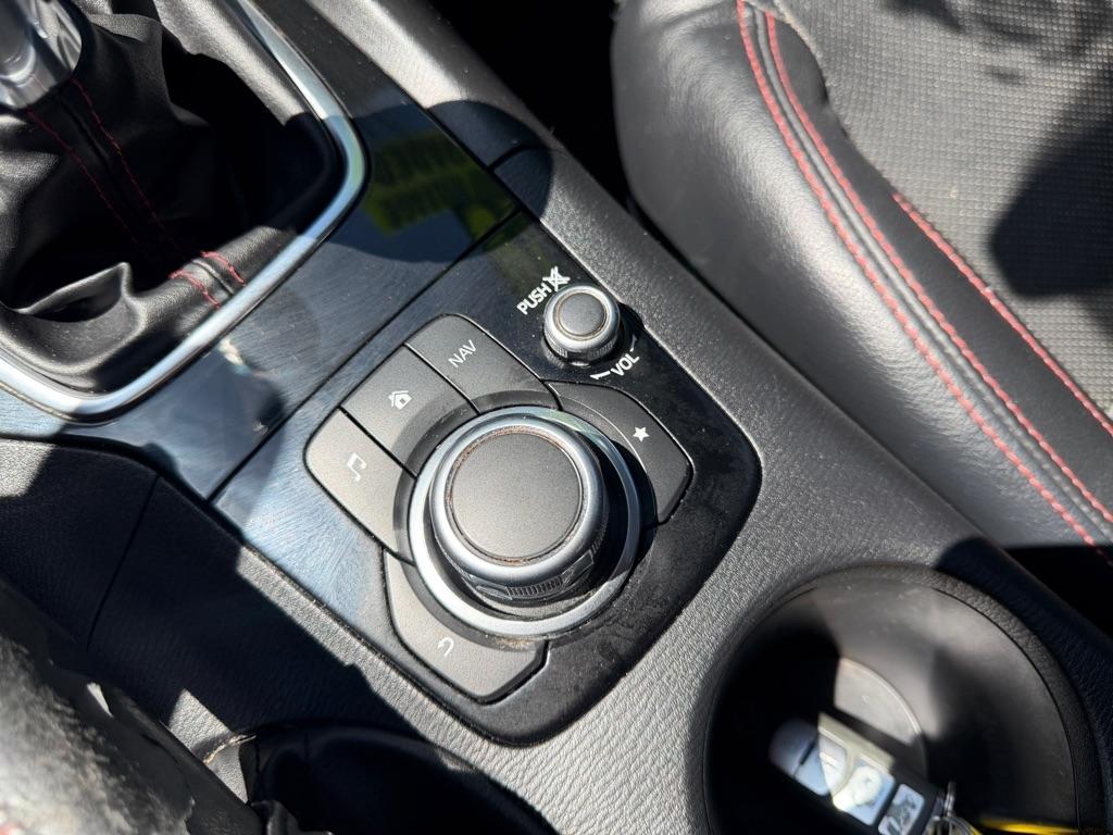 Mazda MAZDA3 s SE AT 4-Door 2016