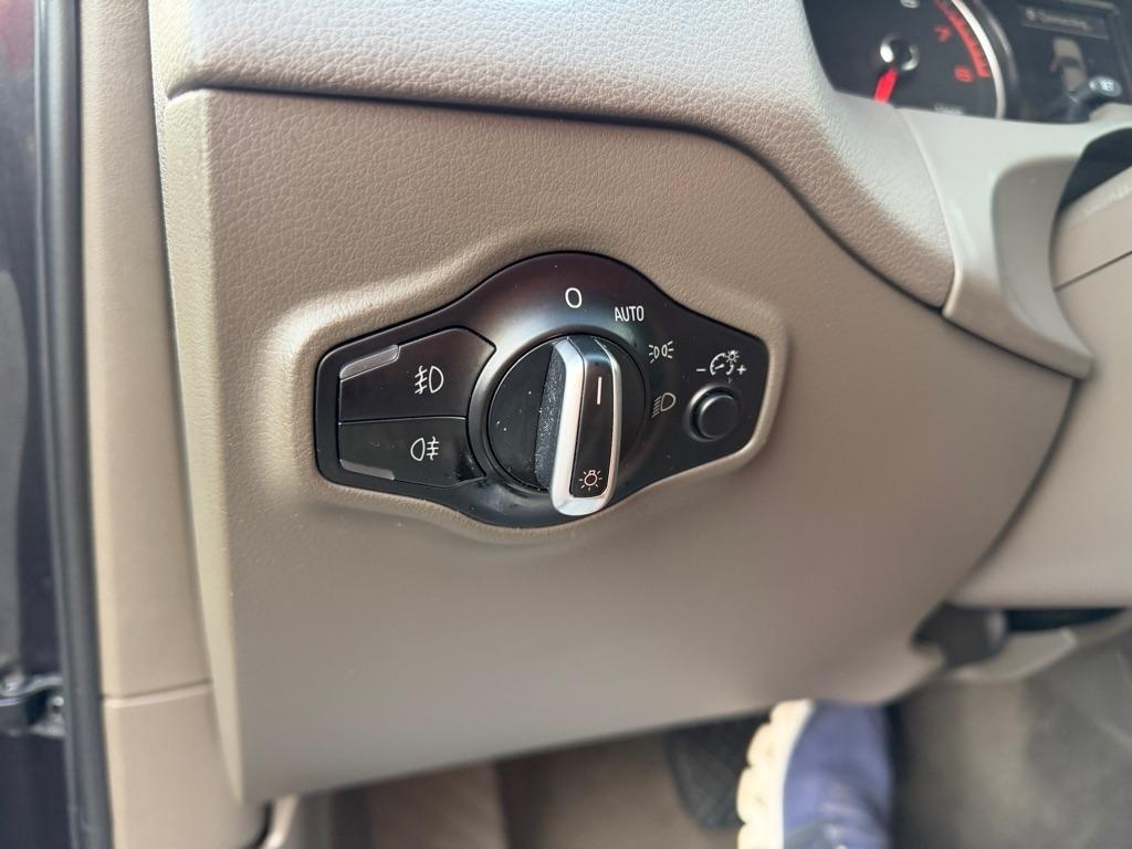 Audi Q5 2.0T Premium Plus quattro 2015