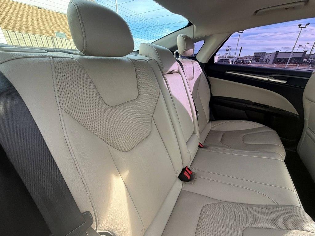 Ford Fusion Titanium 2015