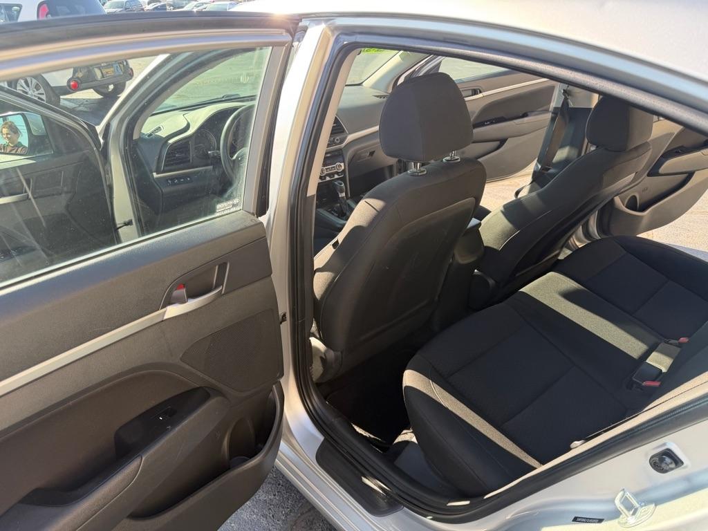 Hyundai Elantra Limited 2020