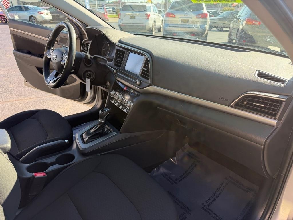 Hyundai Elantra Limited 2020