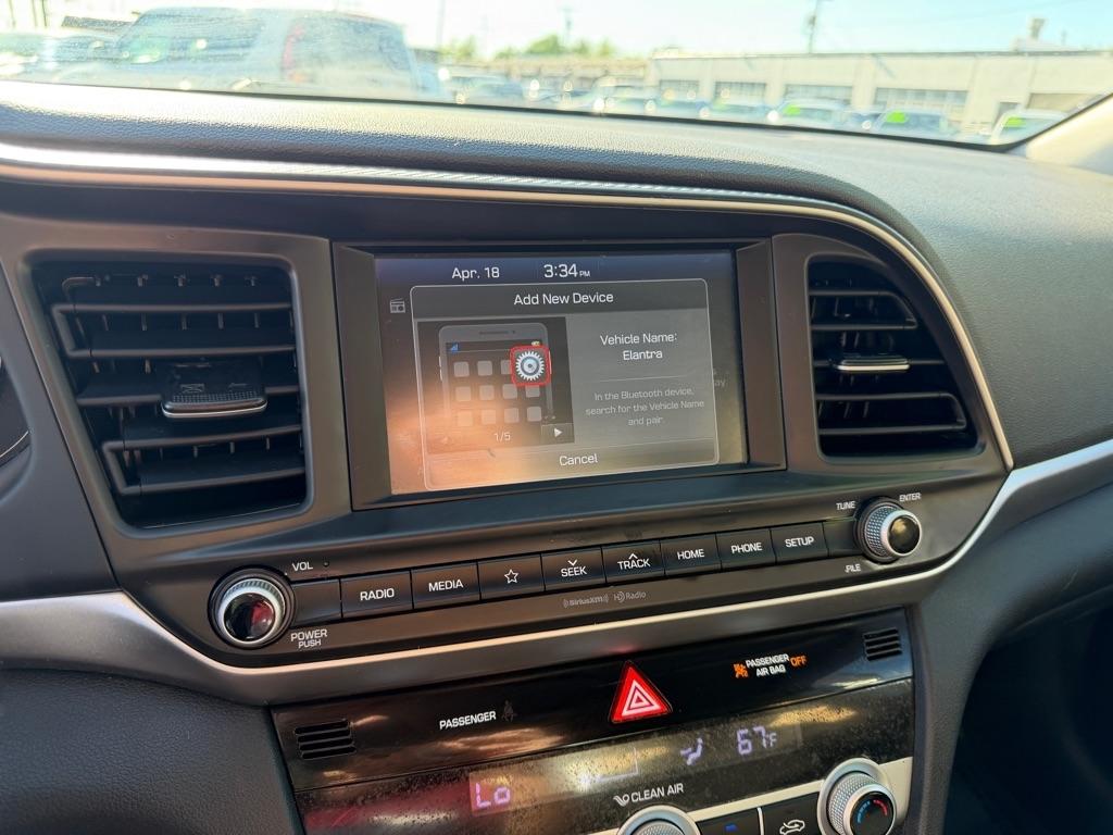 Hyundai Elantra Limited 2020