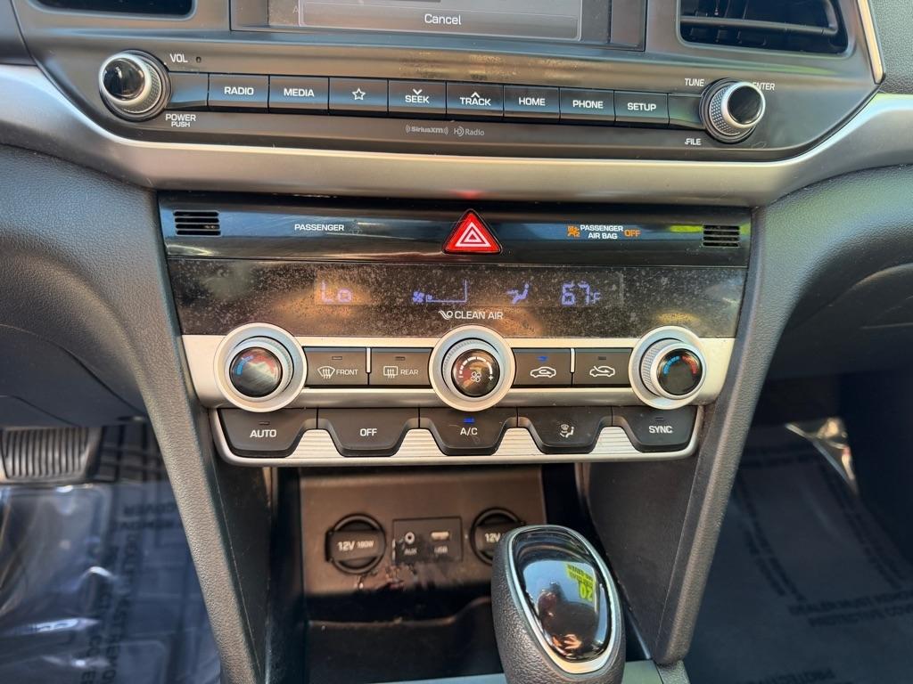 Hyundai Elantra Limited 2020