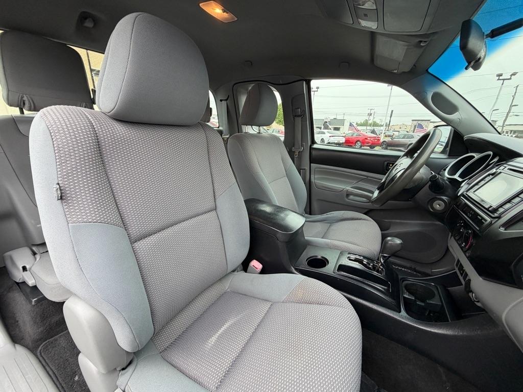 Toyota Tacoma PreRunner Access Cab I4 4AT 2WD 2014