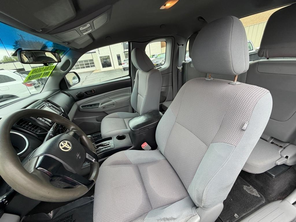 Toyota Tacoma PreRunner Access Cab I4 4AT 2WD 2014