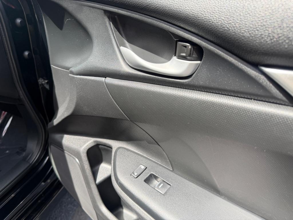 Honda Civic LX Sedan CVT 2016